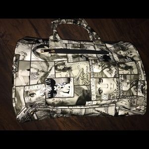 Black and White Magazine Bag ..!